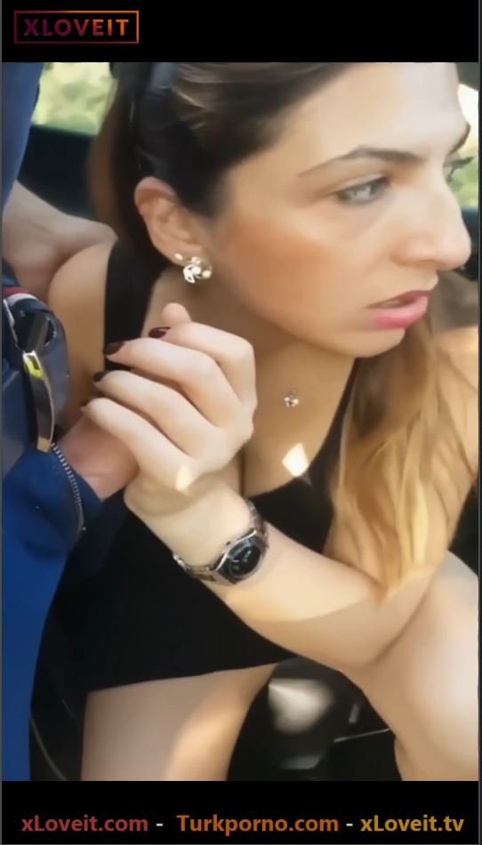 Türk sakso izle Yol kenarında arabada